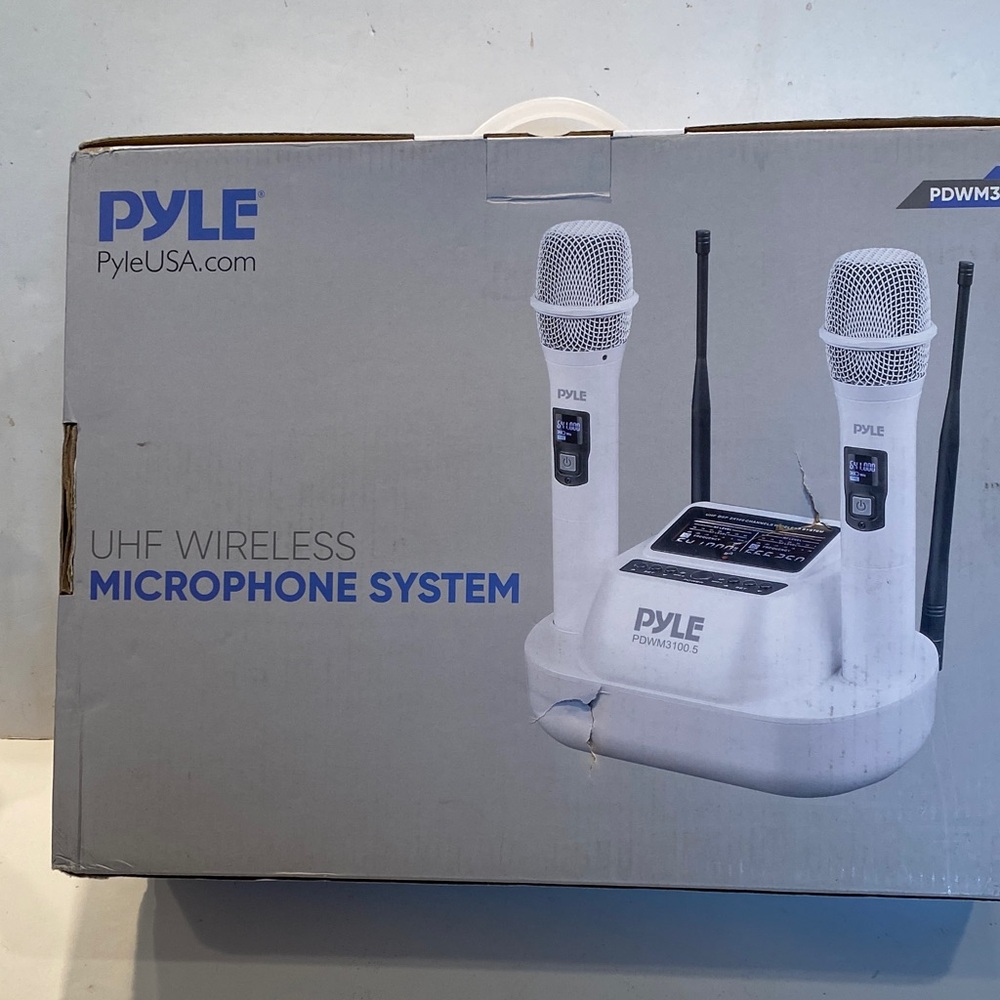 NIB Pyle UHF Wireless Microphone System